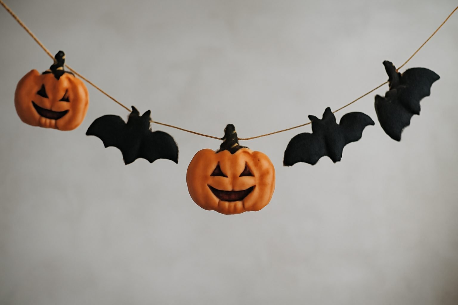 Kreativ Halloween basteln Kindergarten — so geht es richtig