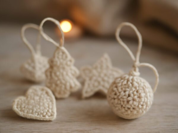 Weihnachtsdeko Ideen häkeln ohne teure Anschaffung